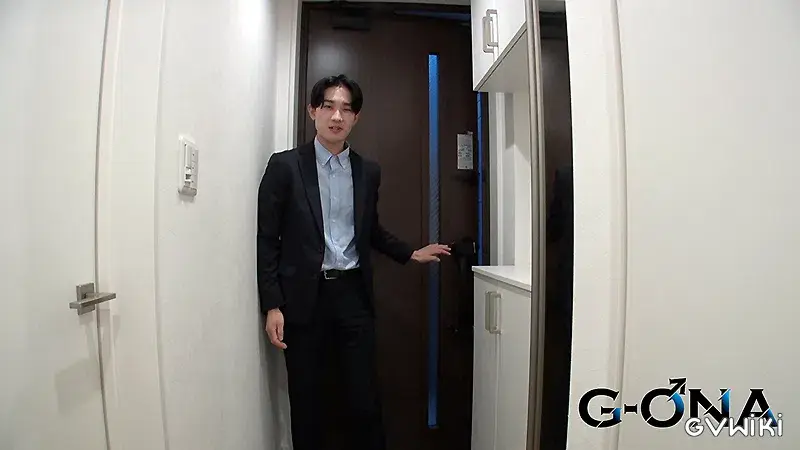 玄関開けたら即フェラ!暴発しちゃったけど極太男根で生突き2射精!-2