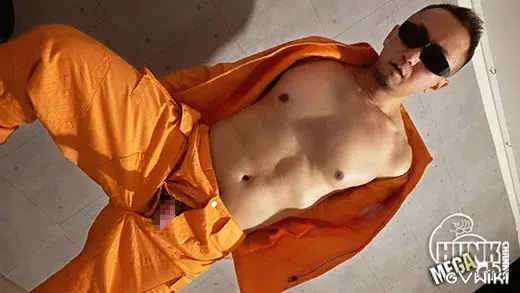 硬魔羅バキの密室ハメ撮りREAL FUCK!!!!元消◯士の短髪ヒゲ筋肉アニキが制服でガン掘りされザーメン絶頂発射!!-2