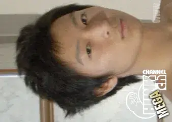 大学の友人同士で全裸ツイスター!!-1