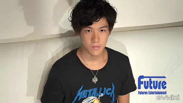 今風かわいい系男子が初登場!!初の男責めに大興奮!?カメラの前で濃厚発射を初公開☆-1