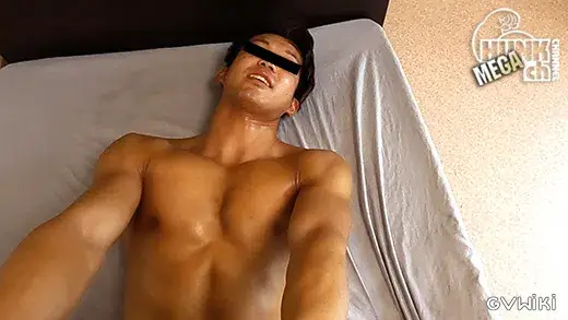 激盛り広背筋のレスリング美筋マッチョイケメン風人(ふうと)くん23歳!!密着マッサージからの密着高速ピストンで生デカマラをハメまくる!!【生ハメ】-9