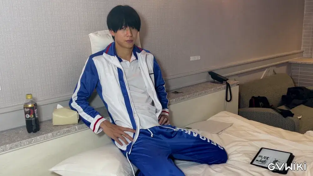 22歳 ノンケ筋肉イケメン テニスユニでオナ-2