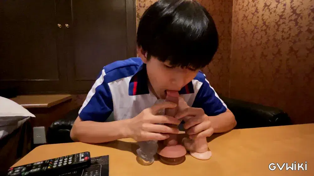 可愛すぎる19歳 超童顔スリム小顔充輝くん 再登場-1