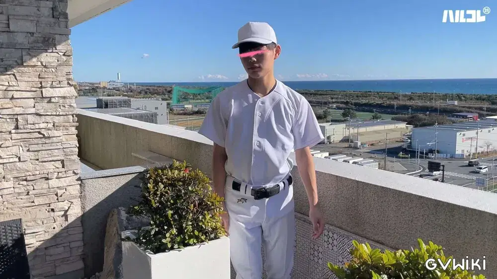 アイドル級の瞳♪超童顔正統派イケメン ゆきと18歳 第3弾 野球ユニ生着替えで仮性半カブリがエロっ☆《ハルコレ》-4
