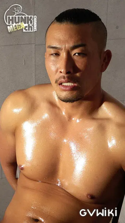 超男前な色黒いかつい格闘技マッチョ大臣(ひろおみ)くん26歳!!終始ギン勃ちの激硬巨根から勢いよくザーメン大量噴射!!【男責めver.】-7