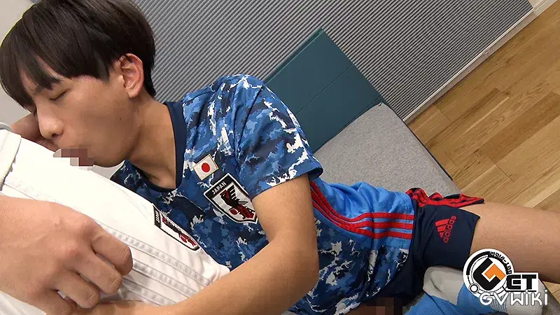 人気モデルcutefaceの巨根boyがサカユニ姿で乱れまくり！-3