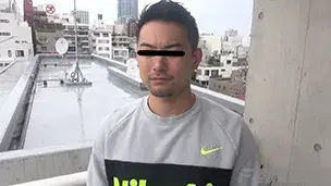 《激飛び》意味1:空中を移動する。飛行する。意味2:はねて空中へ散る。飛散する。意味3:何かをめがけて勢いよく放たれる。その全ての意味合いを詰め込んだこの企画。射精の瞬間をスローでじっくり味わえる…どれだけ出ているのか…快感が"飛び"によって表現される…飛沫する精液…勢い良く一直線に放たれる精液…飛びフェチ、射精マニアにはたまらない作品です。-1