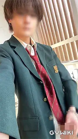 アイドル級イケメンの見せつけ自撮りオナニー！-4