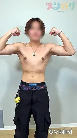 【163/63/19】小さくて甘え上手なガチムチノンケ男子が初登場！-4