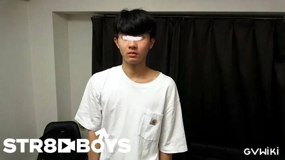 【THE FIRST TAKE-街ナンパ編-】ゲーセン帰りのピチピチツルスベ18歳がアナル丸出し羞恥体勢でおっさんに攻められ大興奮!!-4