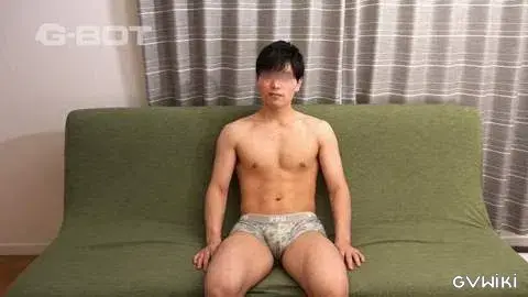 引き締まったエロBODYの元体操部員が頬を赤らめ悶絶!!-3