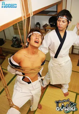 BLACK HOLE 4 しごき-3