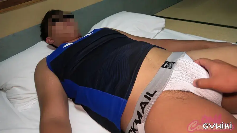 初登場!重量級19歳新入部員!生堀り必至ラグビー部伝統しきたり!ガチムチ先輩の性処理当番!-3
