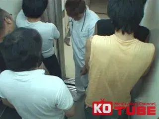 ノンケ痴漢男子便所-14