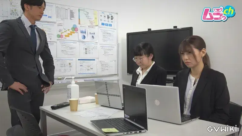 ニンゲン観察 業務中も喧嘩を引きずり不機嫌な彼女に普段はクールな上司彼氏がブチキレ豹変!会議室で執着わからせマーキング中出しSEX-2