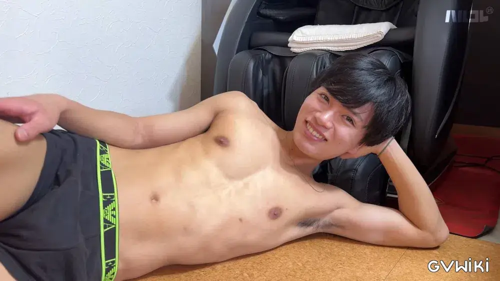 【顔出し】王子系正統派筋肉イケメン「ユーキ」極太黒ヤリチンが濃厚ザーメン放出!4K《ハルコレ》-2