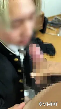ついこないだまで高校生だった可愛い子に学ランでフェラしてもらった!-3