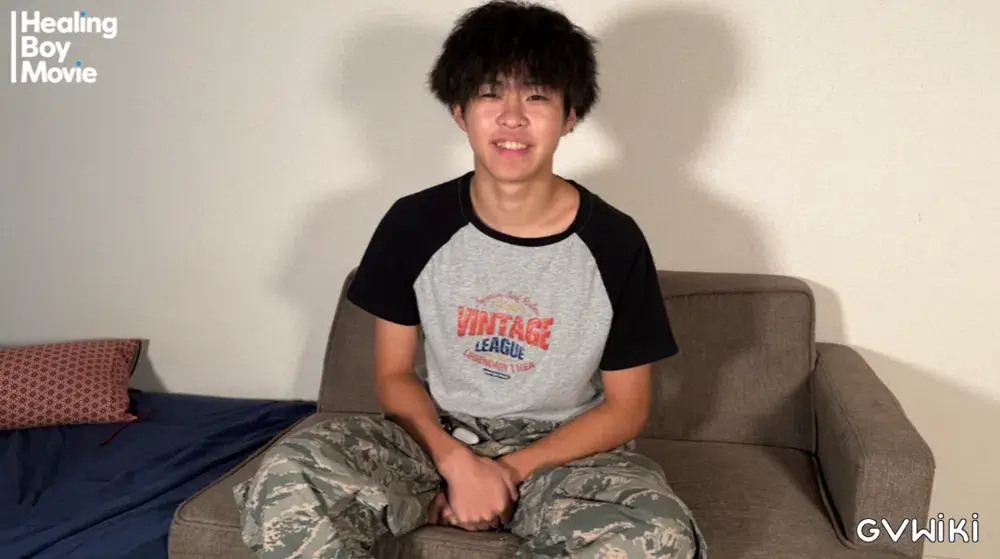 【初ドリ】陸上部の19歳がカメラの前で大放出！最後はオナって濃厚ミルクをたっぷり発射♪-2