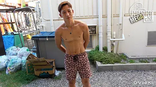 夏ハメ2025!!イマドキイケメン大学生の夏翔(なつと)くん22歳が格闘筋肉をバキバキにさせ生ファック!!リアルノンケを真夏の海で逆ナンパ!!【生ハメ】-4