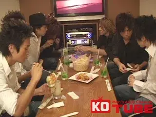 特典DVD g+ deluxe disc 024 – ジャケット撮影後に7人-3