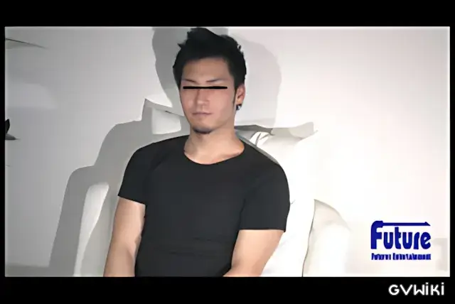＜スタッフお薦め☆21才のイケメン体育大生が男責めに声を上げ淫乱に大豹変！＞-1