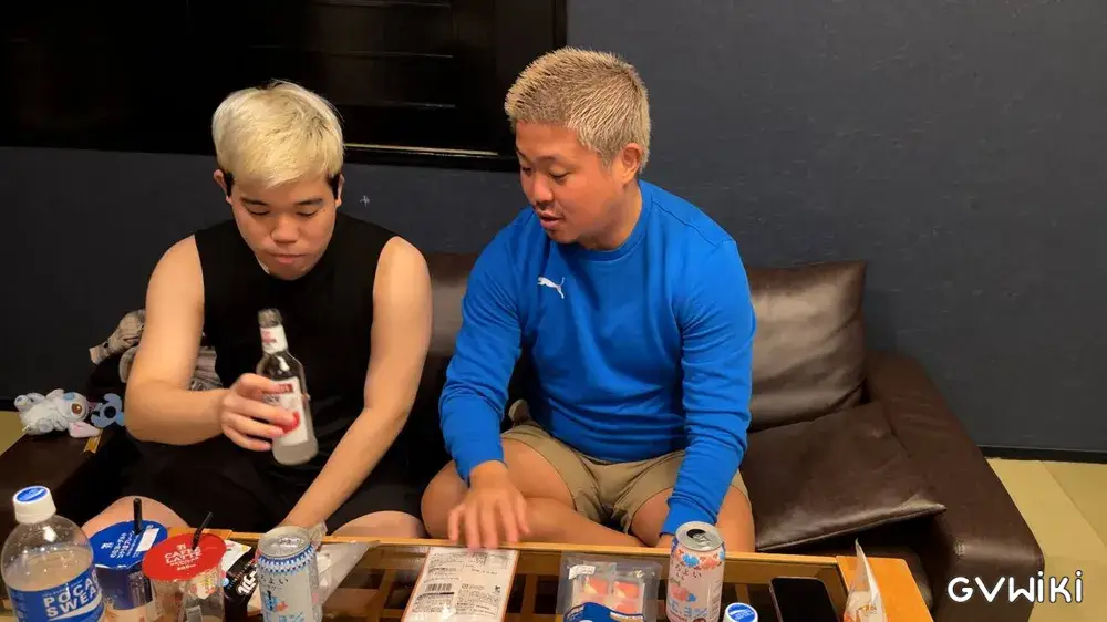 ケツイキ小僧は酔っ払うとどうなるの！？笑顔で掘られてさらにケツイキしまくり！潮も吹いちゃって頭の中わけわかんない！-2