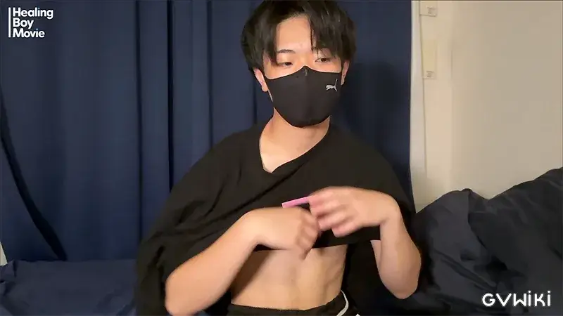 【初ドリ】イケメン降臨!カッコかわいい系のイケメンが「いつものオナニー!」をカメラの前で披露!-2