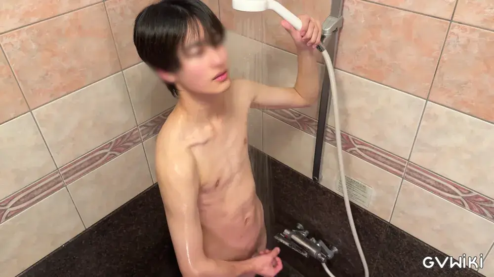 つるつるパイチン長身美形１９歳！　初登場！-3