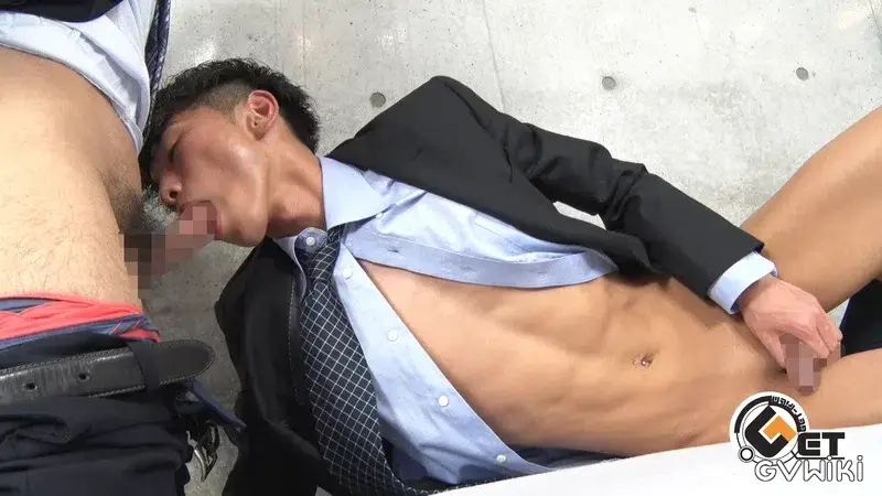 今日もお尻が感じまくり!ハンサム淫乱美青年がスーツ姿で乱れイキ♂-6