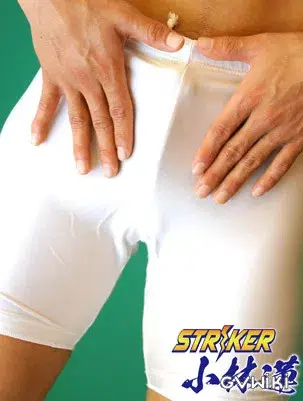 STRIKER 小林 蓮-7
