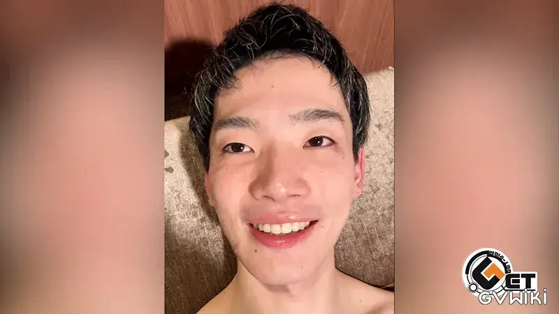 小さなお口で頬張る色白巨根boyの飲精ご奉仕♂-7