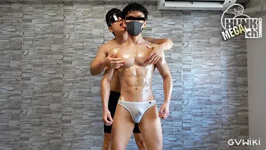 エロ胸筋白マッチョのタイガがデカマラの容赦ないガン掘りに放心快感ザーメンドピュッ!!-4