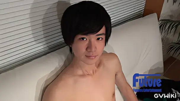 必見!!童顔、童貞、超ムッツリ可愛い系男子が半強引!!屈辱の濃厚発射!!-1
