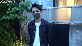小柄なスリ筋ボーイ18歳大学生!初登場でオナニーデート♪初ローションでシコって射精!-3