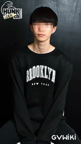 175cm58kg21歳!スリムな無駄のない筋肉質!アッサリ一重で落ち着いた雰囲気なのにエロエロ変態な学生!-2