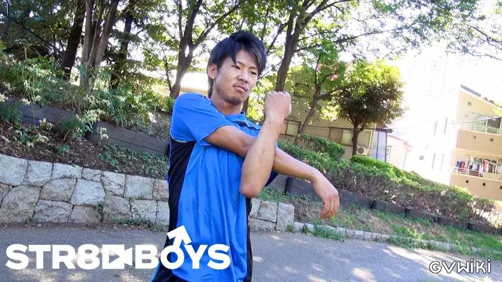 スポユニ企画!!浅黒カコカワ20歳野球男児が公園でズル剥けハミチン!!1週間ぶりの大量射精!!海老反りで飛沫ザーメンが出る!!出る!!-3