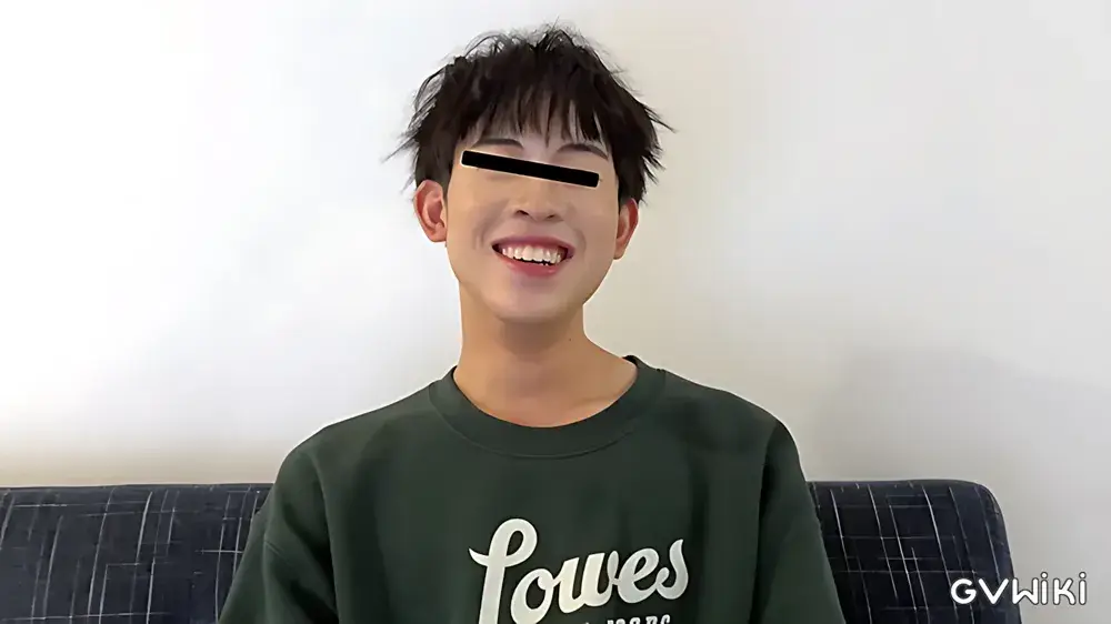 韓国風のデカチンイケメンが初登場!濃い精子がドピュッと、、-1
