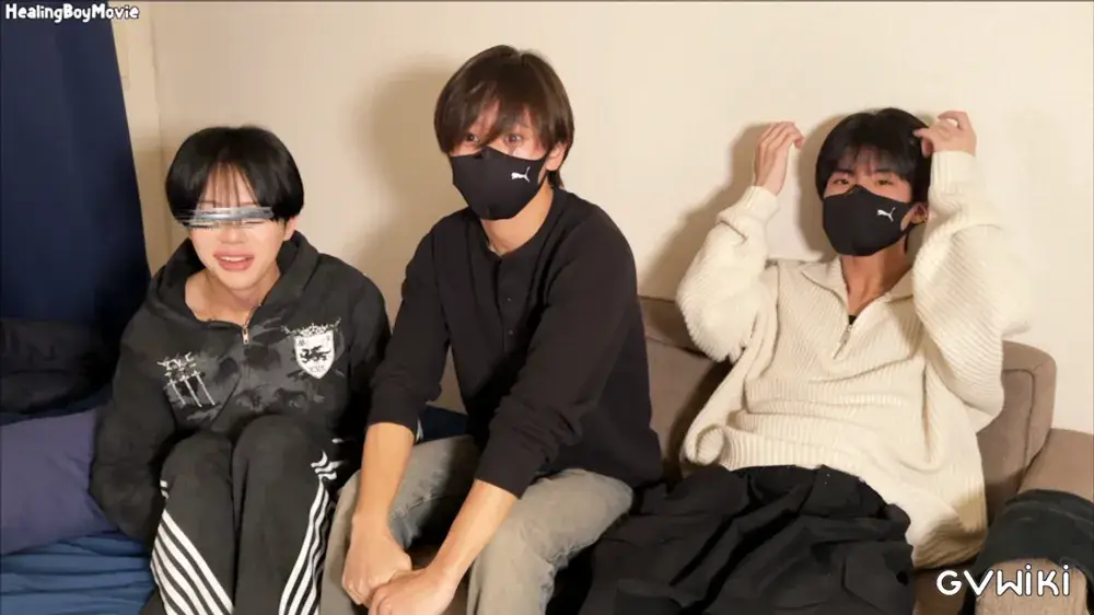 【第2部】アイドル風のイケメンが男2人に攻められ喘ぐ！我慢できずに最後は濃厚精子を大放出！-2