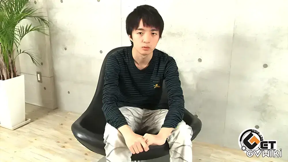 新卒18歳解禁!仮性包茎の恥ずかしがり屋なカワイイ18歳を屈××テコキ♂-2