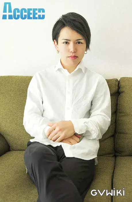 イケメンBOYがカメラの前でオナニー&処女アナル弄り!!-2