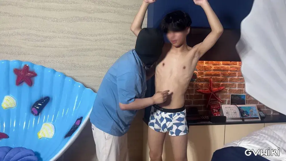 純粋新人！１８歳！Ｐ１８ｃｍ！おじさんに逝かされる！-3